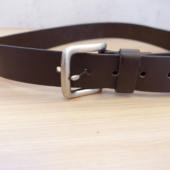 Classic Belt Adult Size‎ 32 Brown Leather Basic Jeans Dress Dark Genuine BASS - Picture 1 of 10